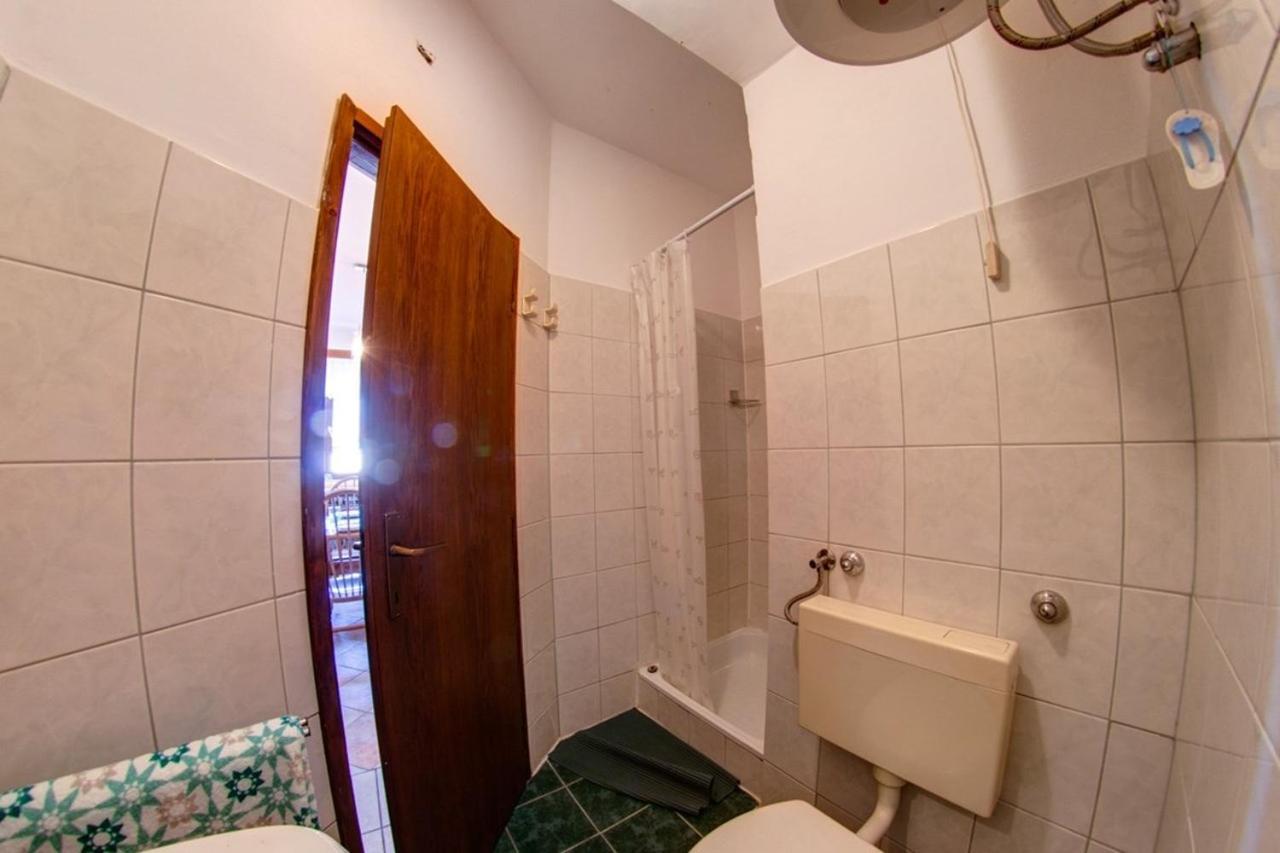 Malinska Apartment 1 Sveti Anton  Exterior foto